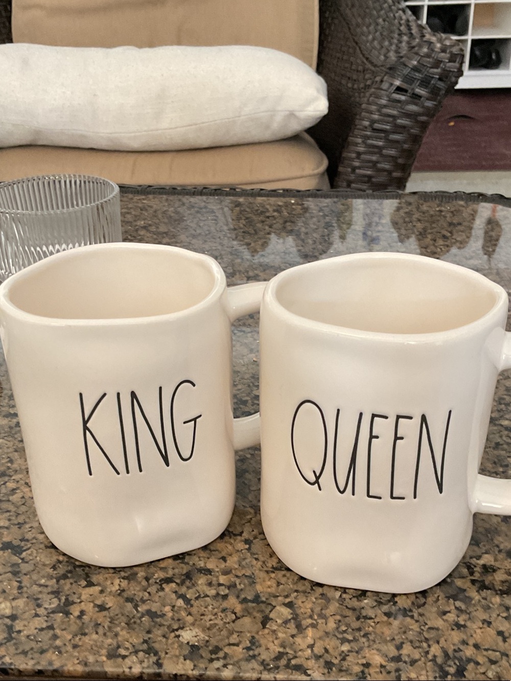 King & Queen Ceramic Coffee Mug Set - Cream